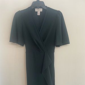 Women’s dark green ruffle dress. Size 4. New without tag.